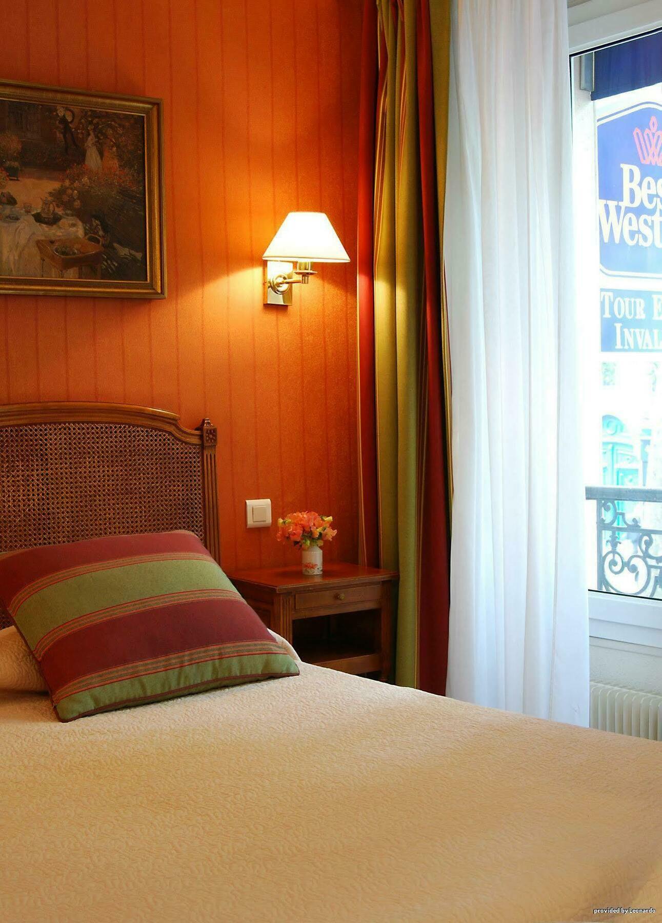 埃瓦里德埃菲尔提姆酒店 巴黎 外观 照片